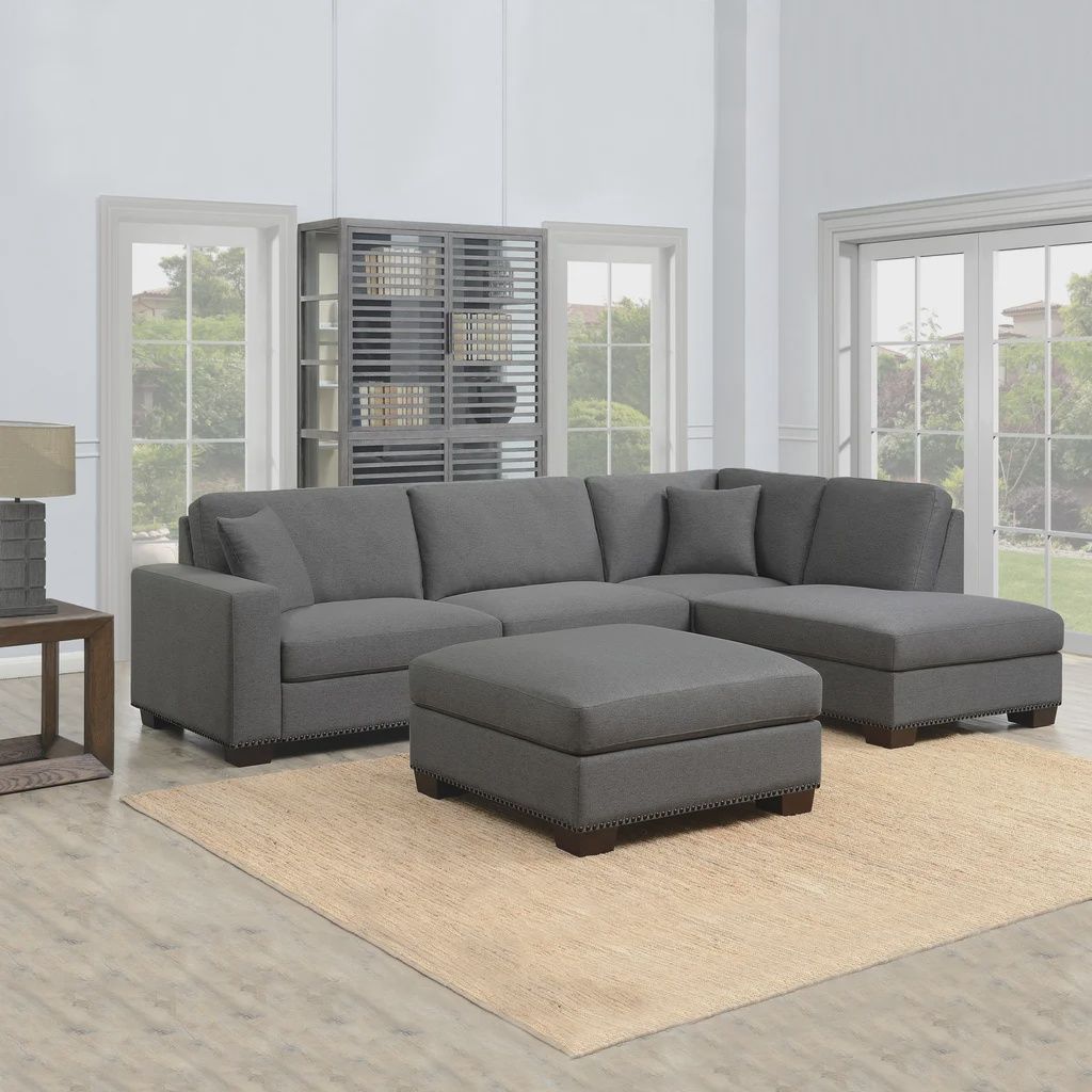 Thomasville Artesia Fabric Sectional with Ottoman Item 1355974