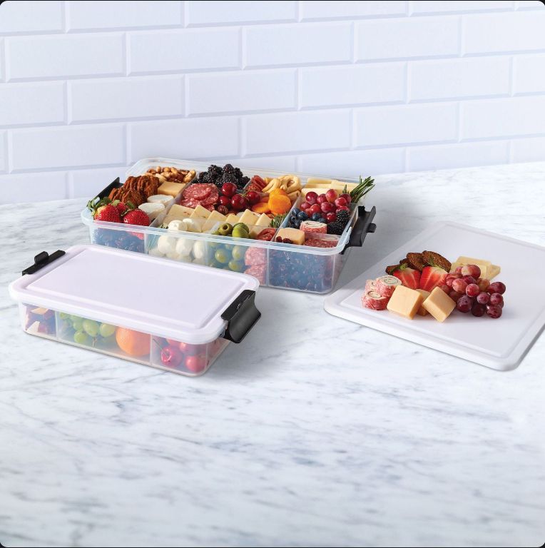 Sabatier Snacklebox 2-piece Set with Cutting Board Lids Item: 1901722