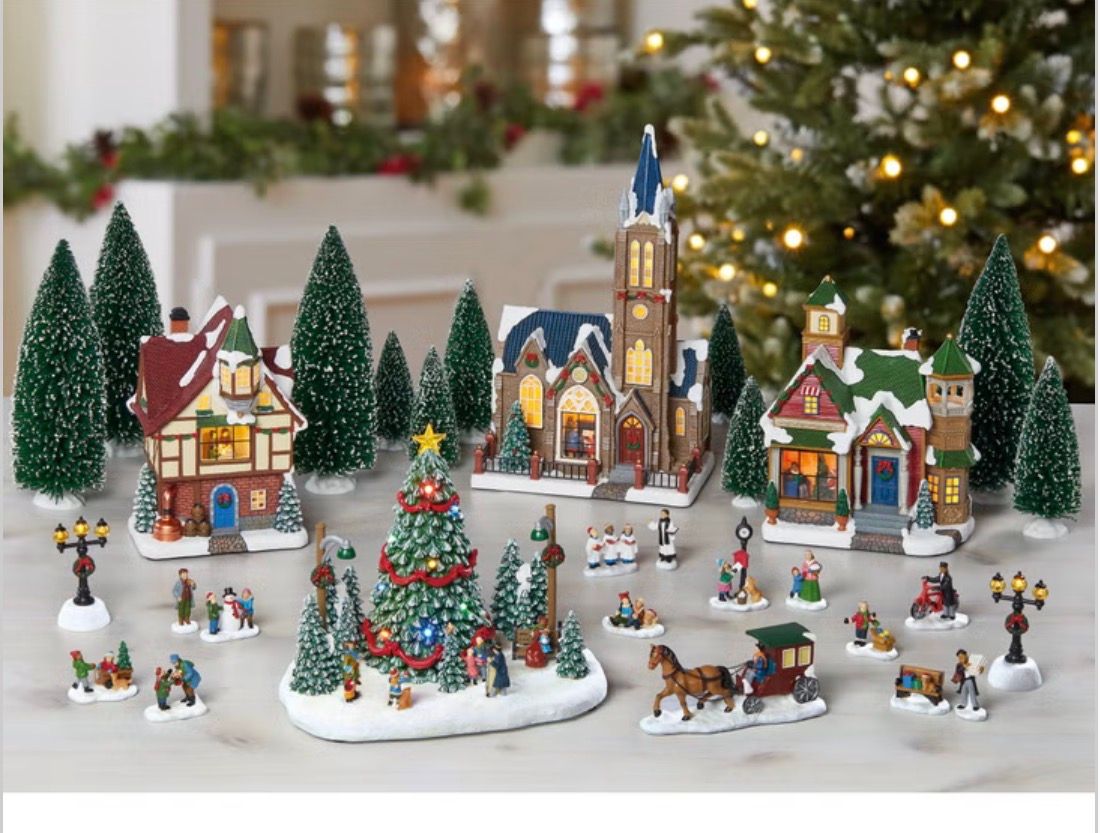 30 PC CHRISTMAS VILLAGE ITEM 1900200