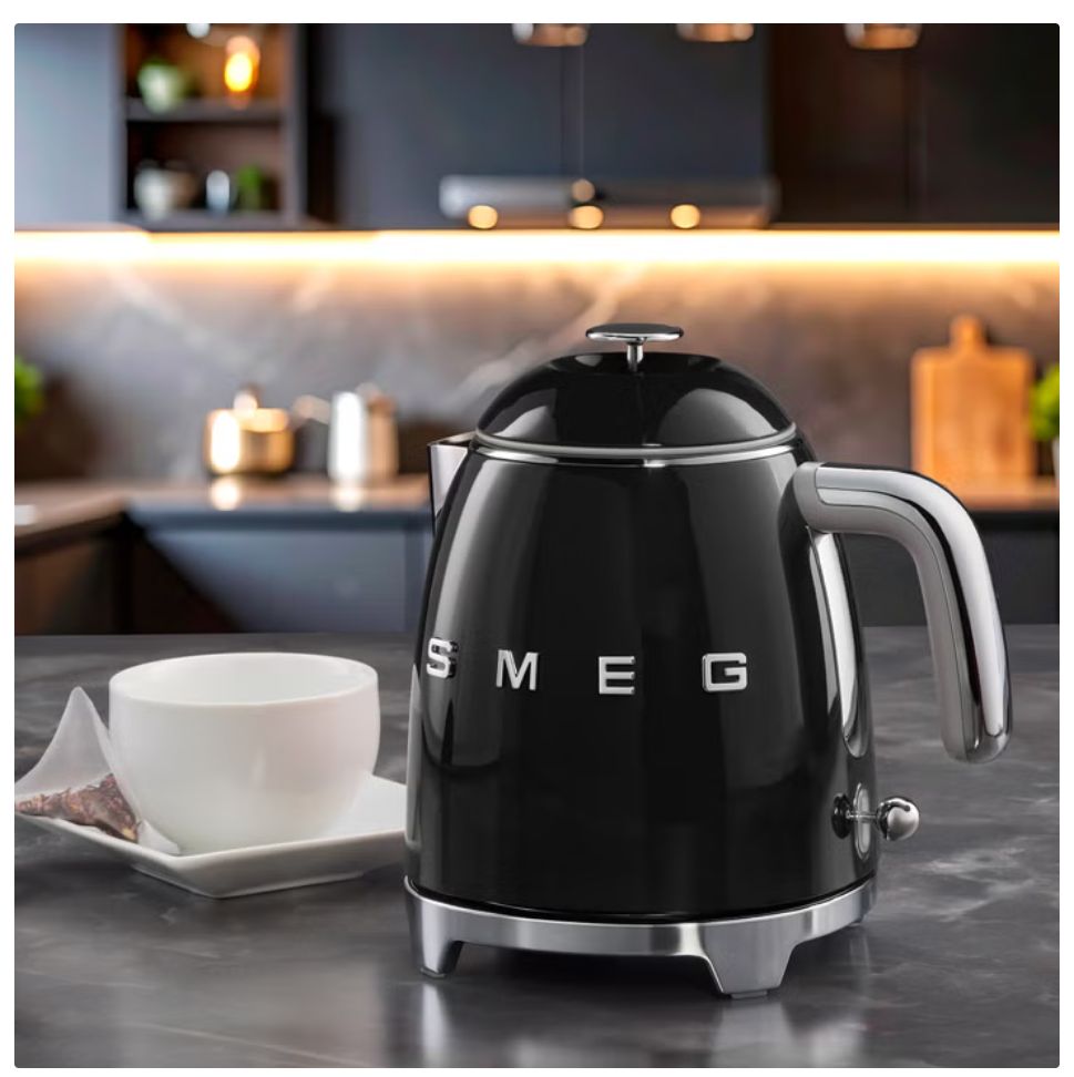 SMEG 50’s Style Mini Electric Kettle Item 2061064 | Model KLF05BLUS