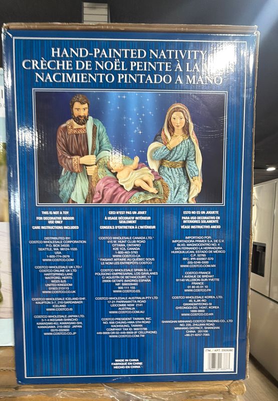 Kirkland Signature - 13-piece Hand-Painted Nativity Set Large Item 2005080