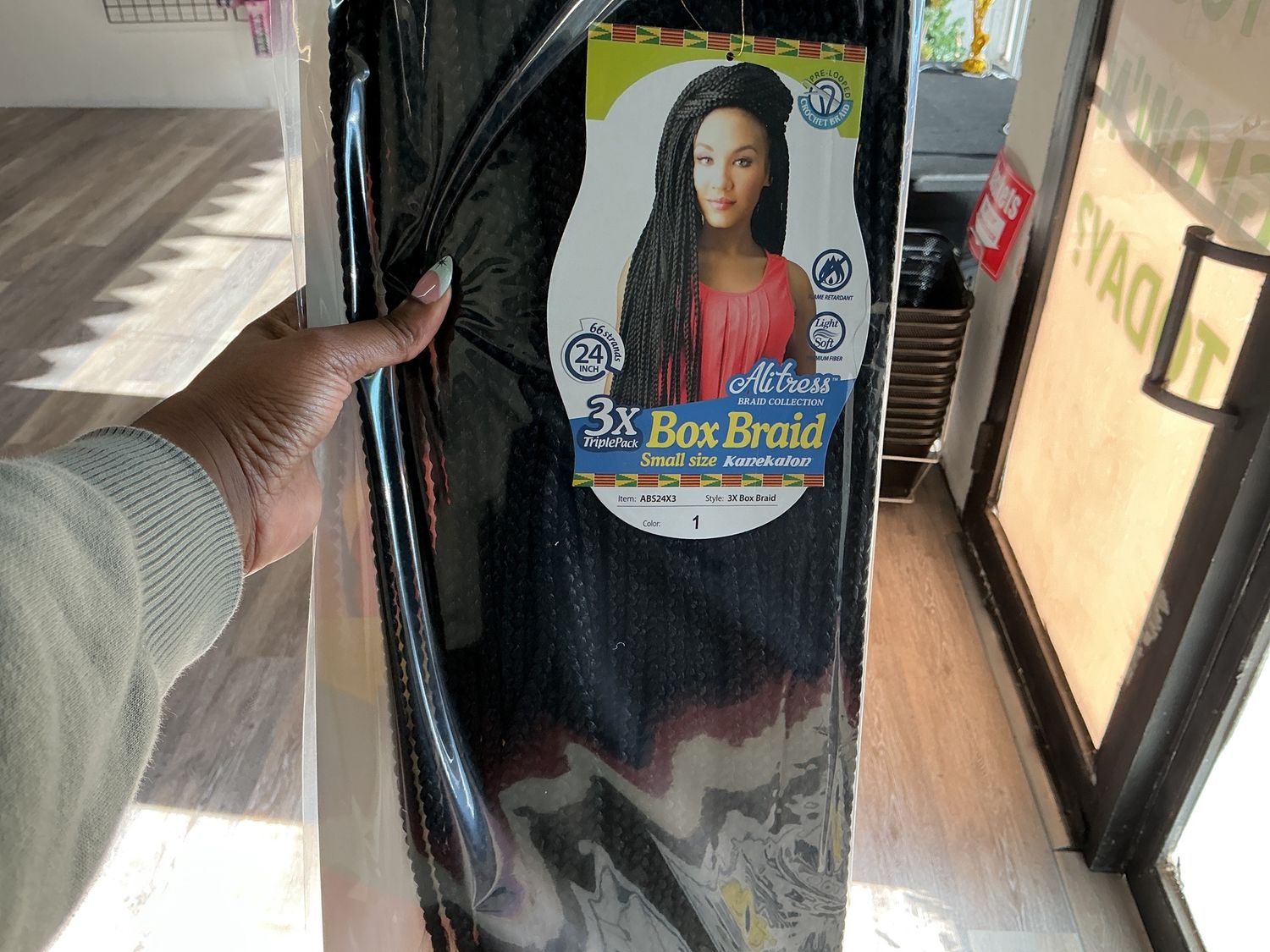 3x Small Box Braids 24”, Color: 1