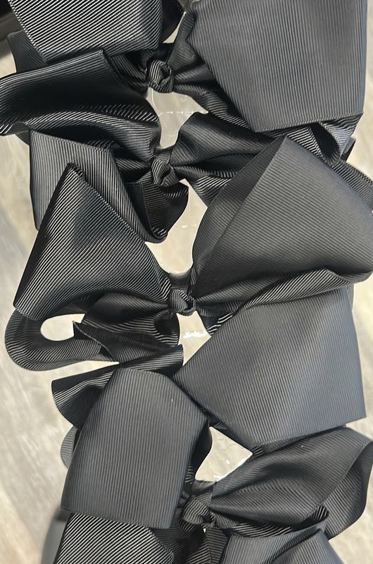 Black Hair Bow