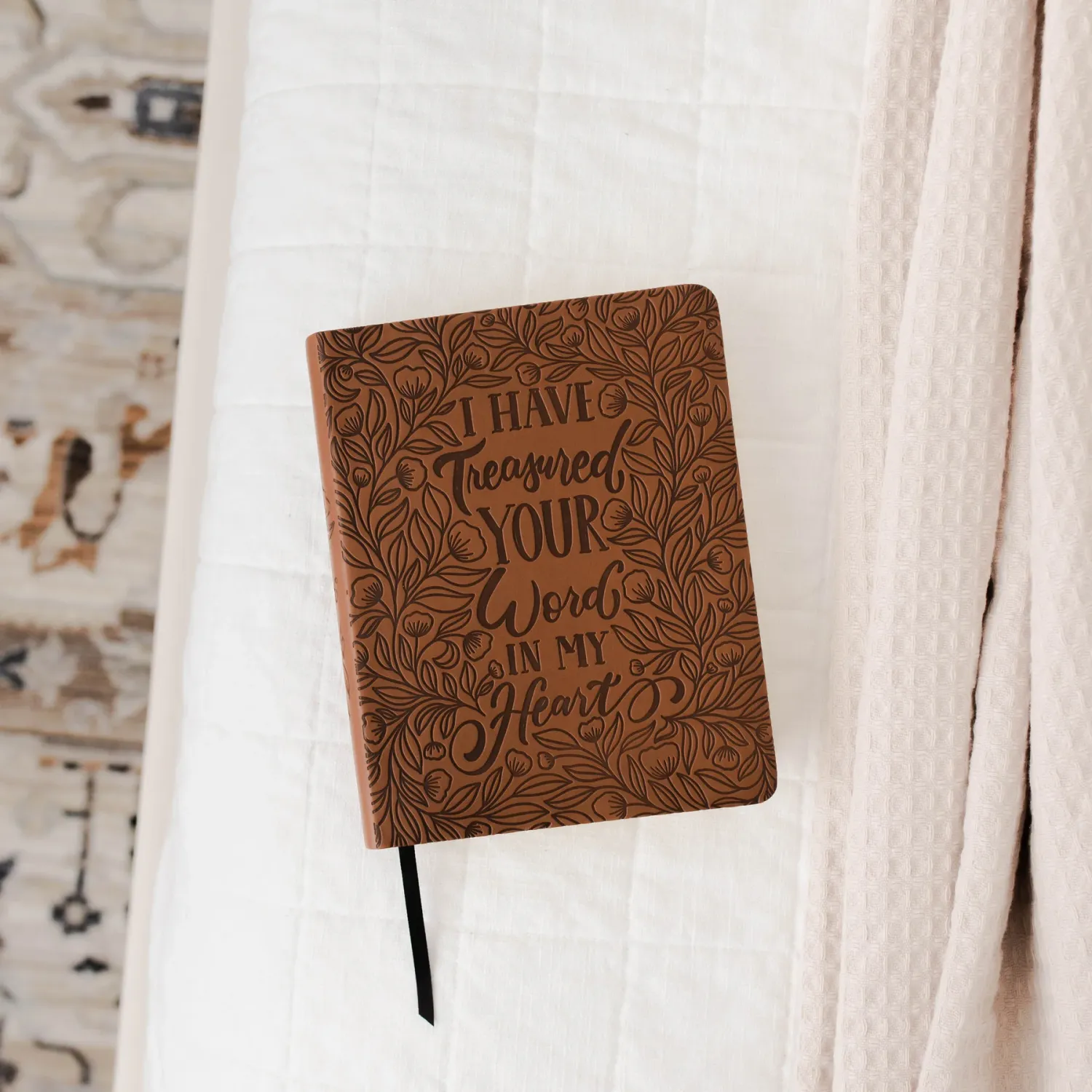 Esv Single Column Journaling Bible Treasured