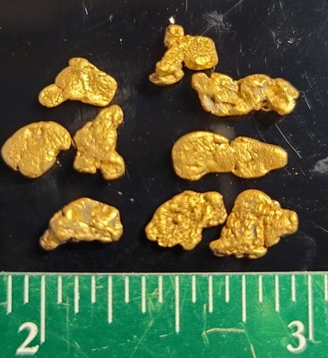 #6 Mesh Gold Nuggets: Experience Gold in its Raw Glory