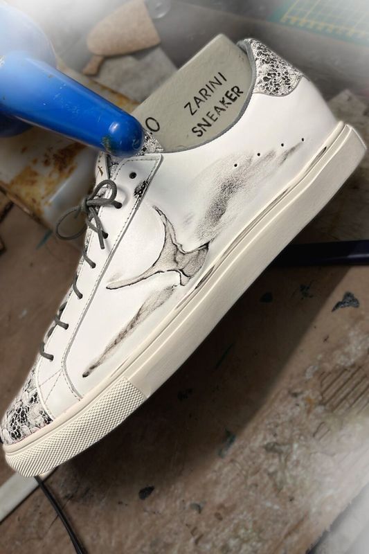 Sneakerkurs für Sneakerliebhaber-ZARINI