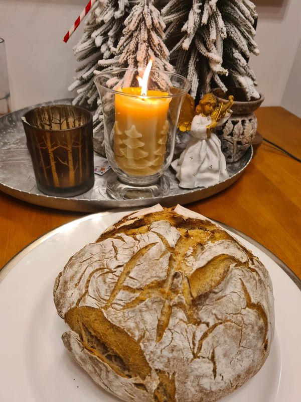Hausbrot mit Vorteig