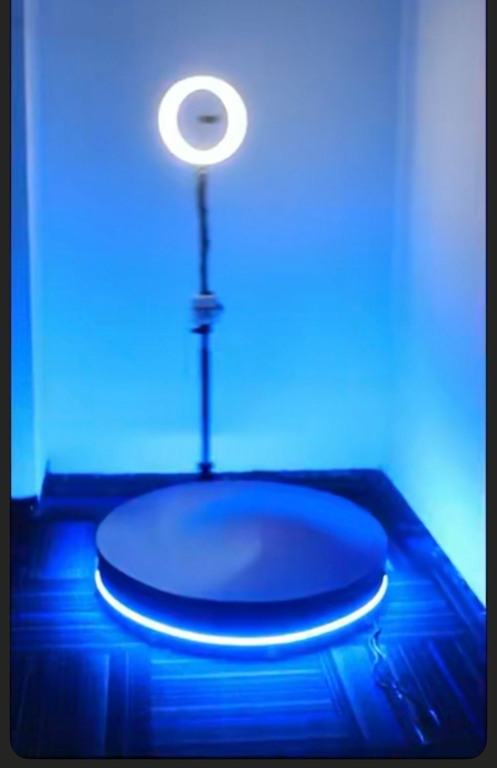 360 Dance Floor Photo Stand