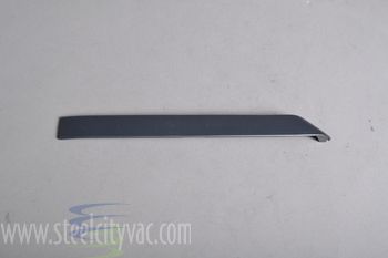 TRIM STRIP-RIGHT-KIRBY G-4