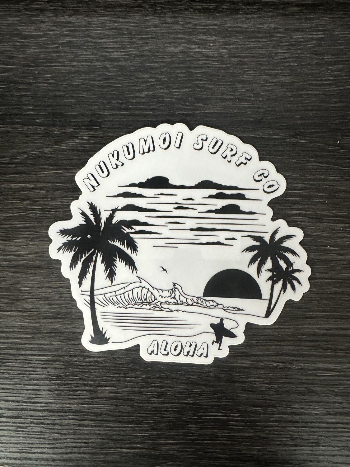 Nukumoi Point 5" Sticker, Color: BLACK