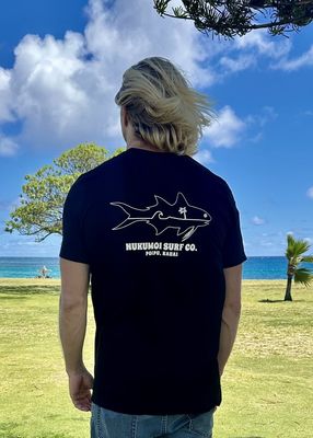 Nukumoi "Moi" Point Tee