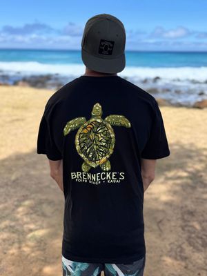 Brenneckes Hawaiian Honu Tee