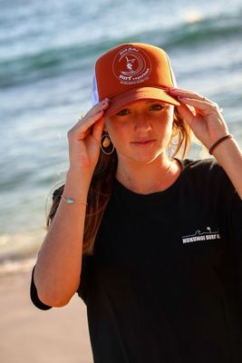 R.B. Surf Experience Trucker