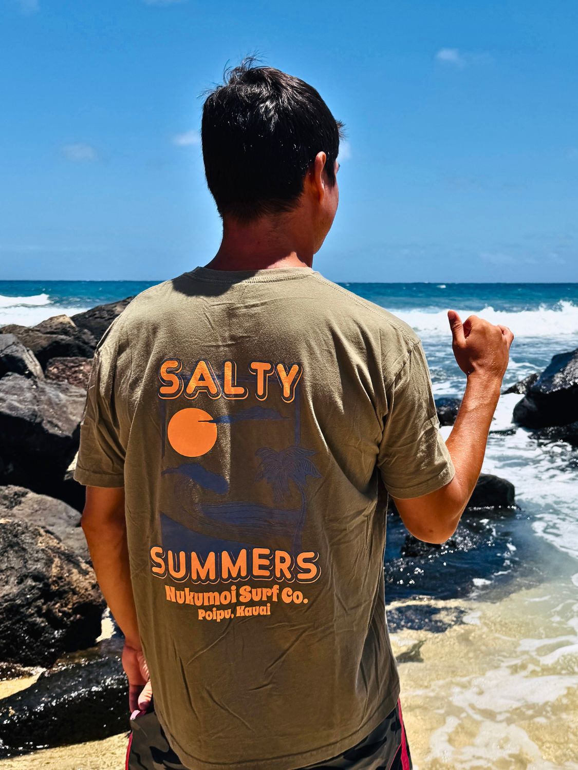 NUKUMOI SALTY SUMMERS TEE, Color: MILITARY GREEN, Size: SM