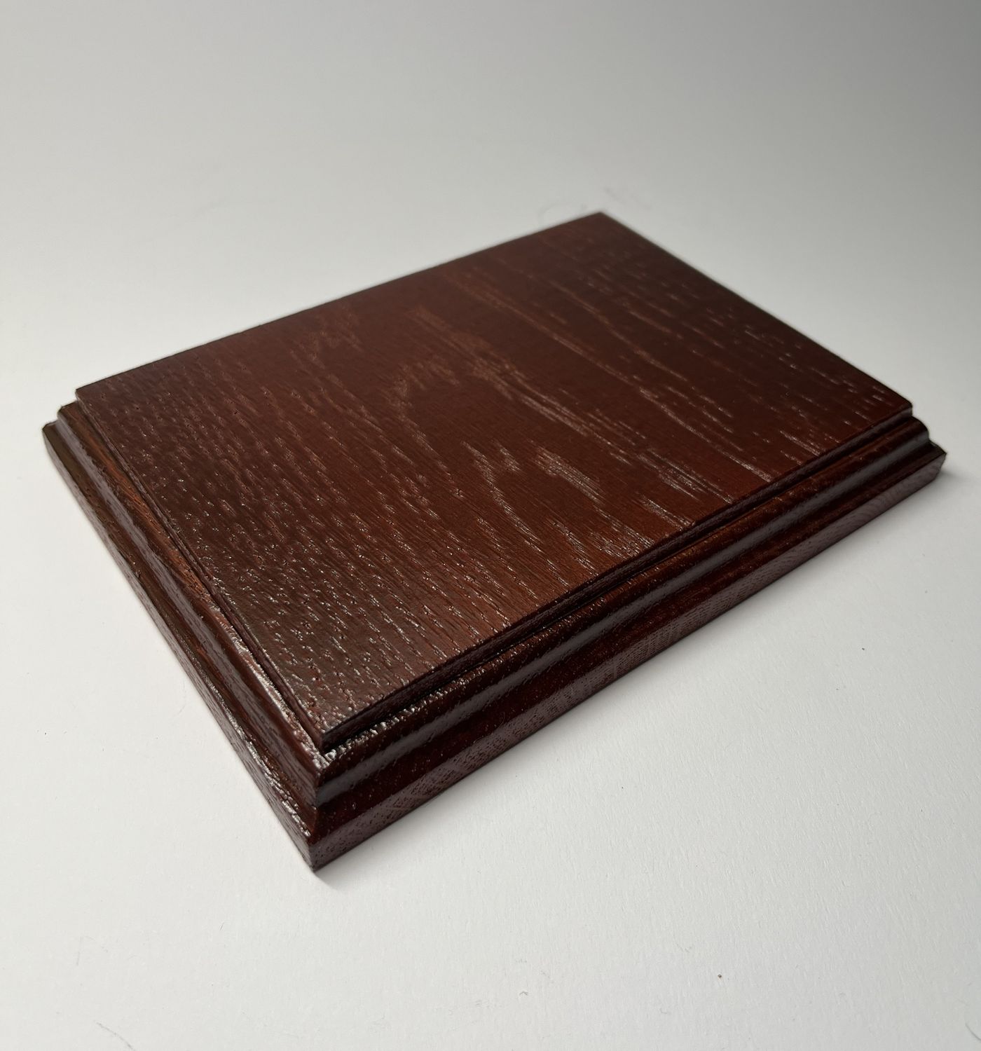 Prostokątna podstawka dębowa – S | Mahoń | Frez klasyczny