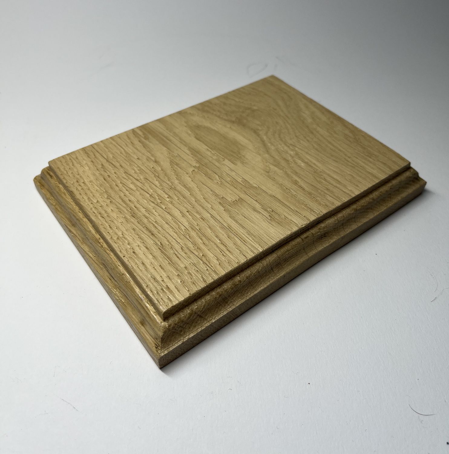 Prostokątna podstawka dębowa – S | Natural | Frez klasyczny