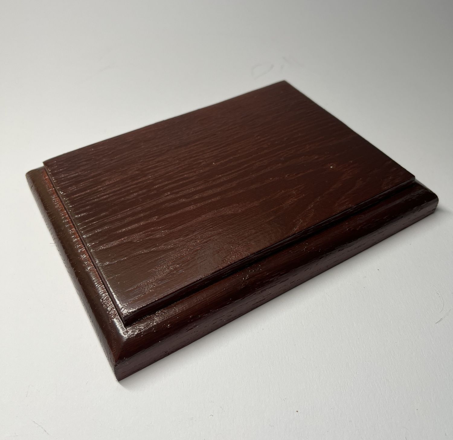 Prostokątna podstawka dębowa – S | Mahoń | Frez zaokrąglony