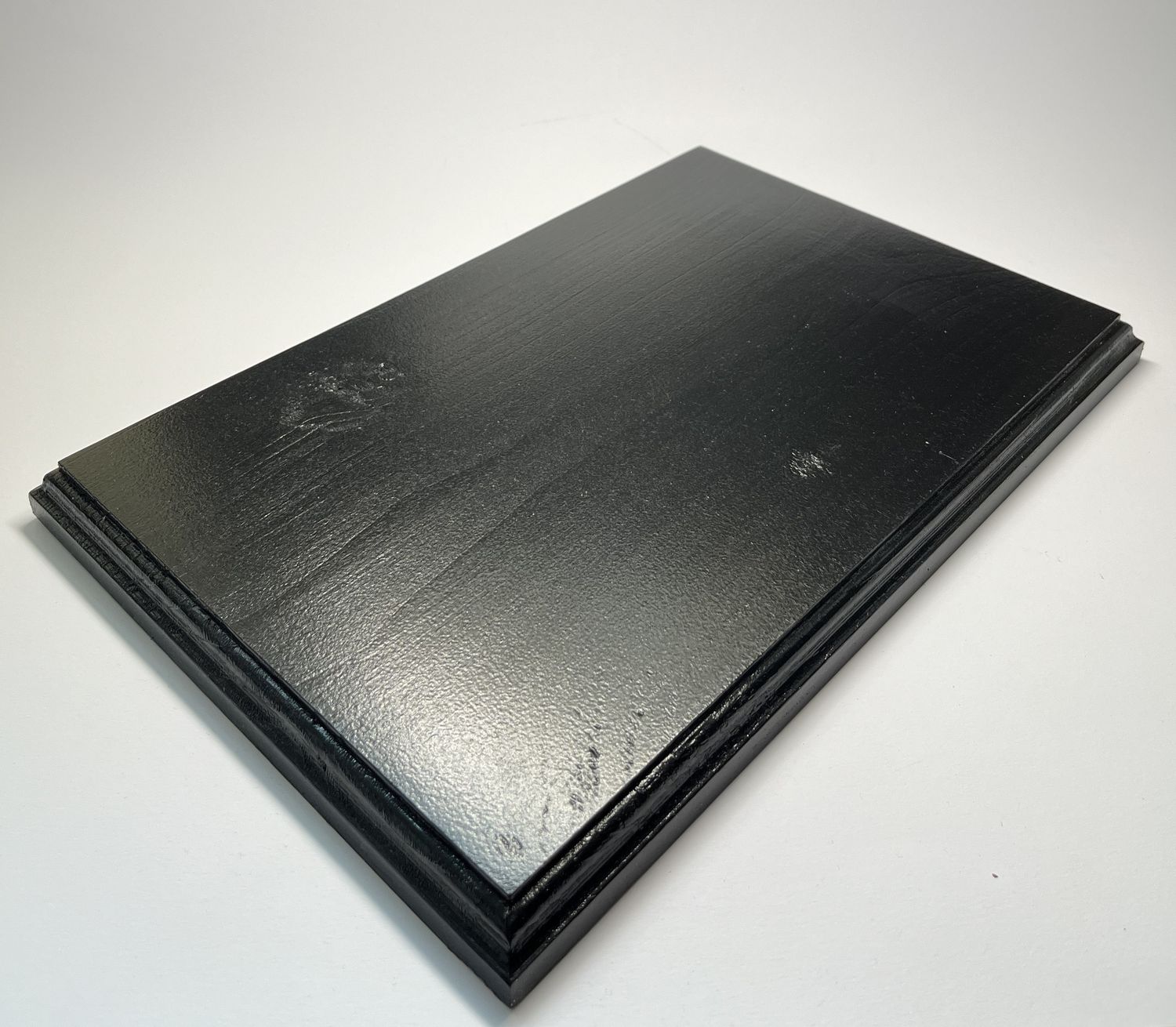 Prostokątna podstawka świerkowa – XL | Czarny| Frez klasyczny