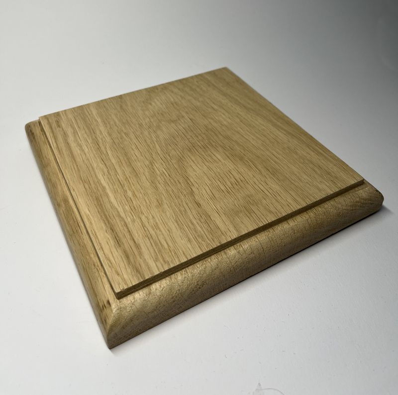 Kwadratowa podstawka dębowa - L | Natural | Frez zaokrąglony