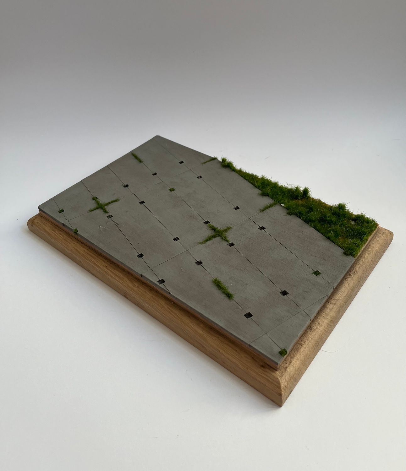 Płyta lotniska - podstawka dębowa 1:72