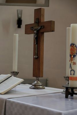 Altar Crosses & Crucifixes