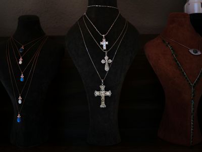 Jewelry - Anniversary & Wedding