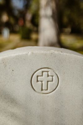 Crosses & Crucifixes - Memorial & Bereavement