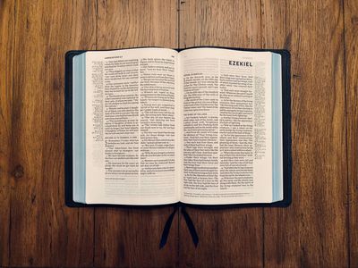 Bibles - Baptism & Baby Gifts
