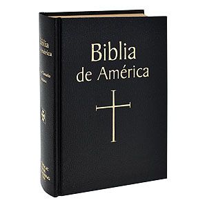 Biblia de America from Catholic Book Publishing