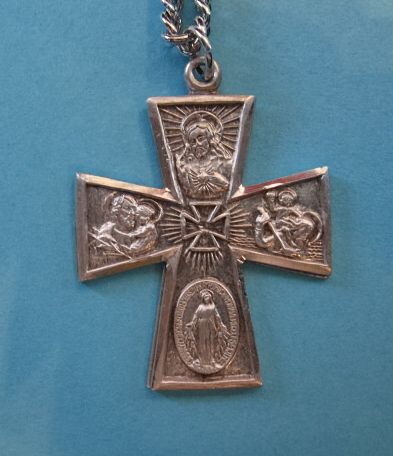 4-Way Gothic Sterling Medal w/24" S Chain