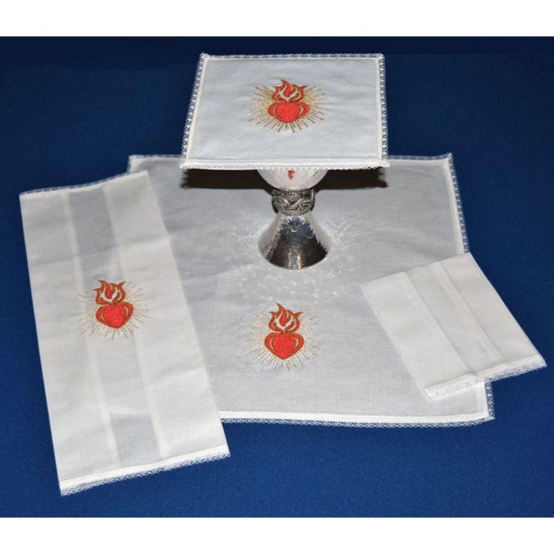 Beau-Veste-Mass-Linen-Set-with-Lace-Edging-Sacred-Heart-3022