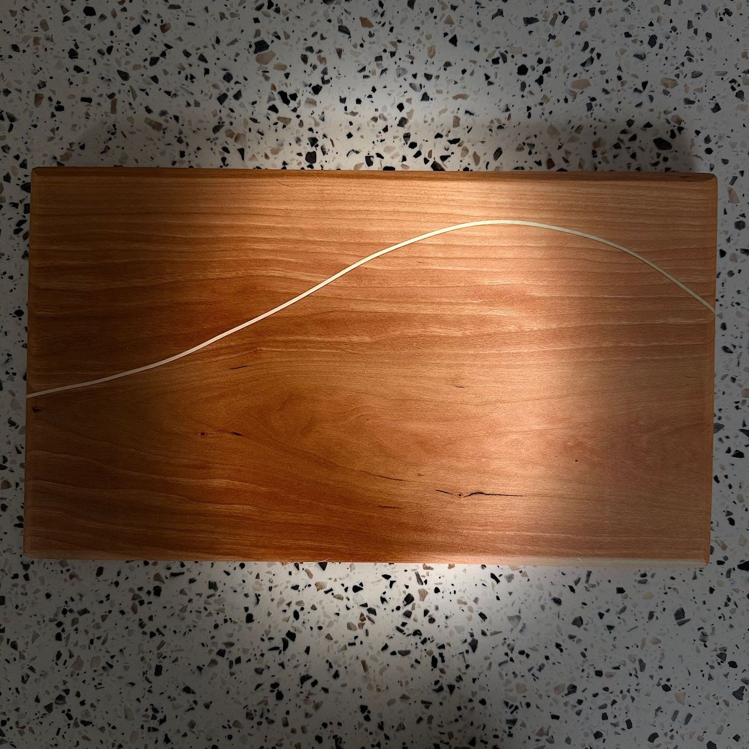 Face-Grain Cherry Cutting Board with Curved Maple Inlay – 13" x 8" x .75"