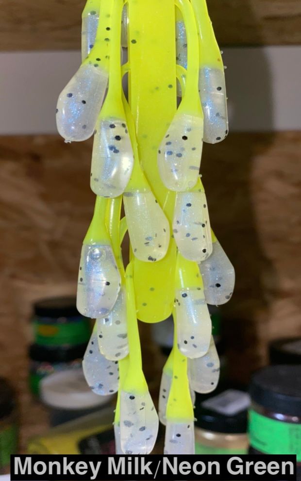 Monkey Smoke/Chartreuse Tail