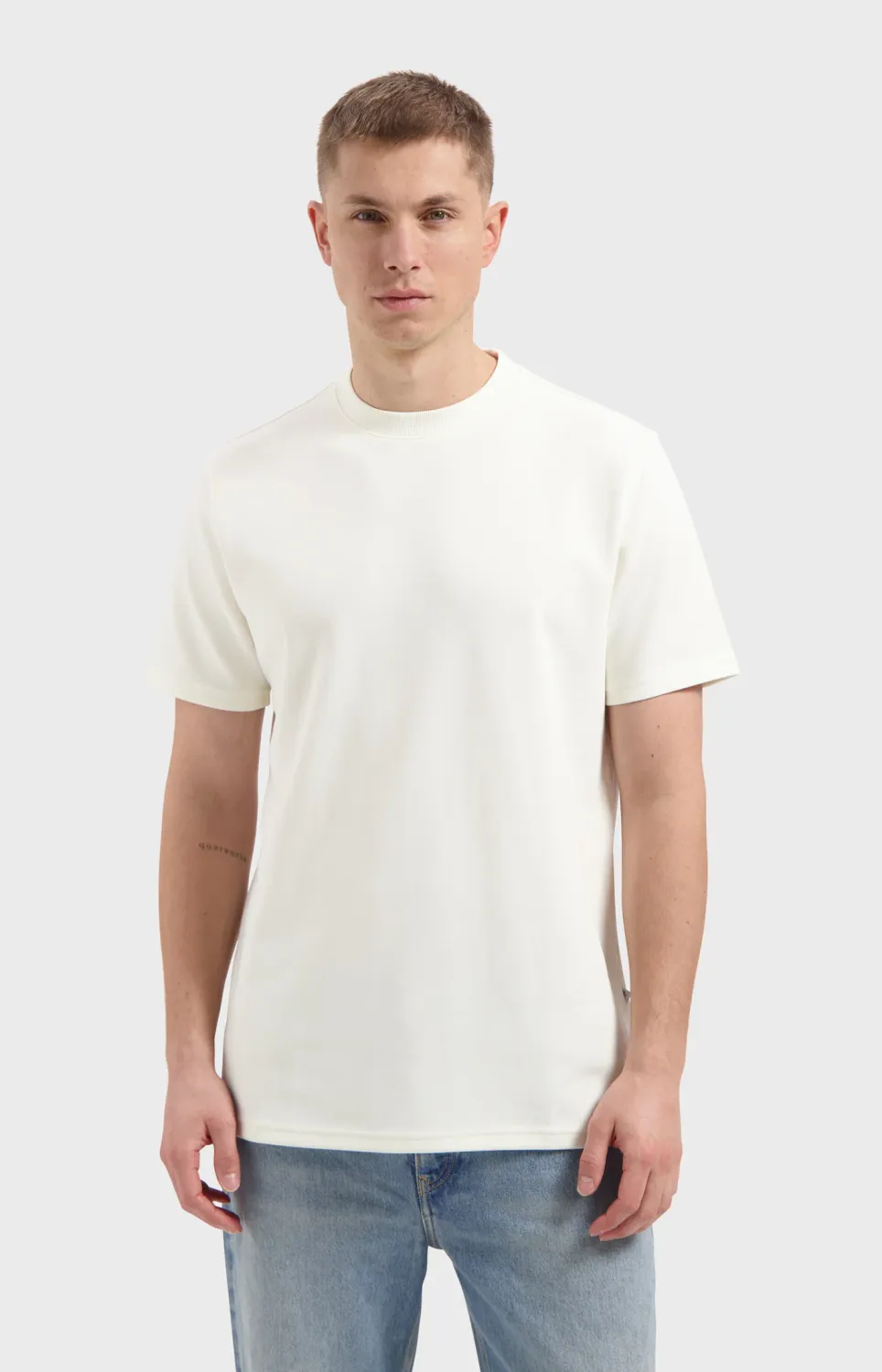 Law Of The Sea OUTCROP 660031 COCONUT MILK