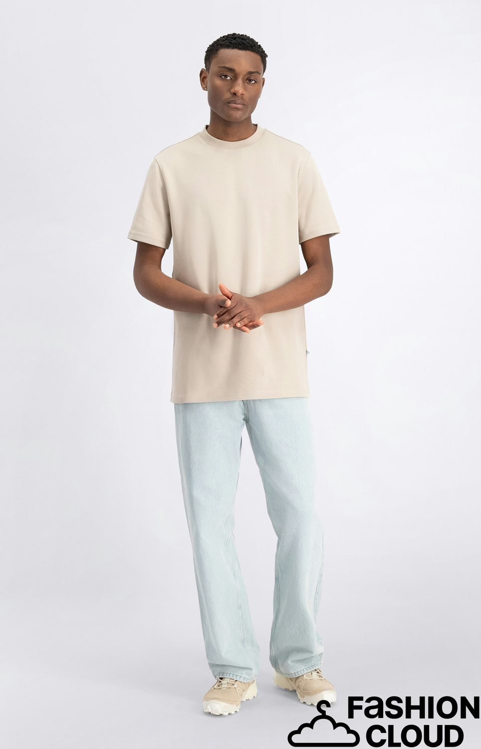 Law Of The Sea OUTCROP BASIC TEE 660031 Feather Grey