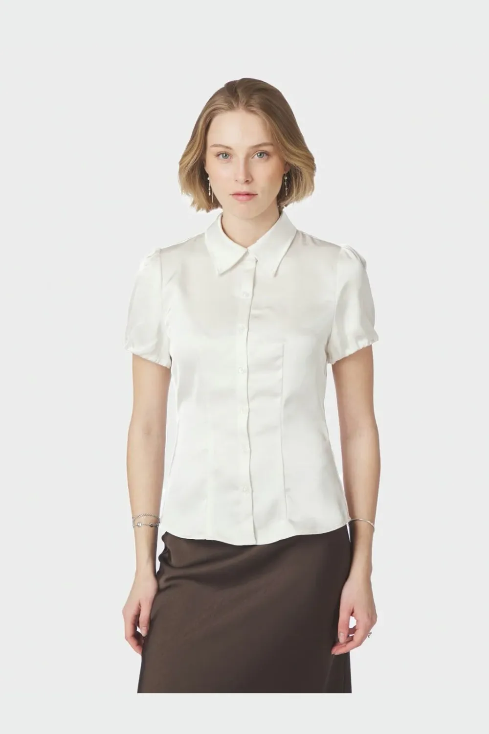 Neo Noir Lyselle satijnen blouse – parelwit