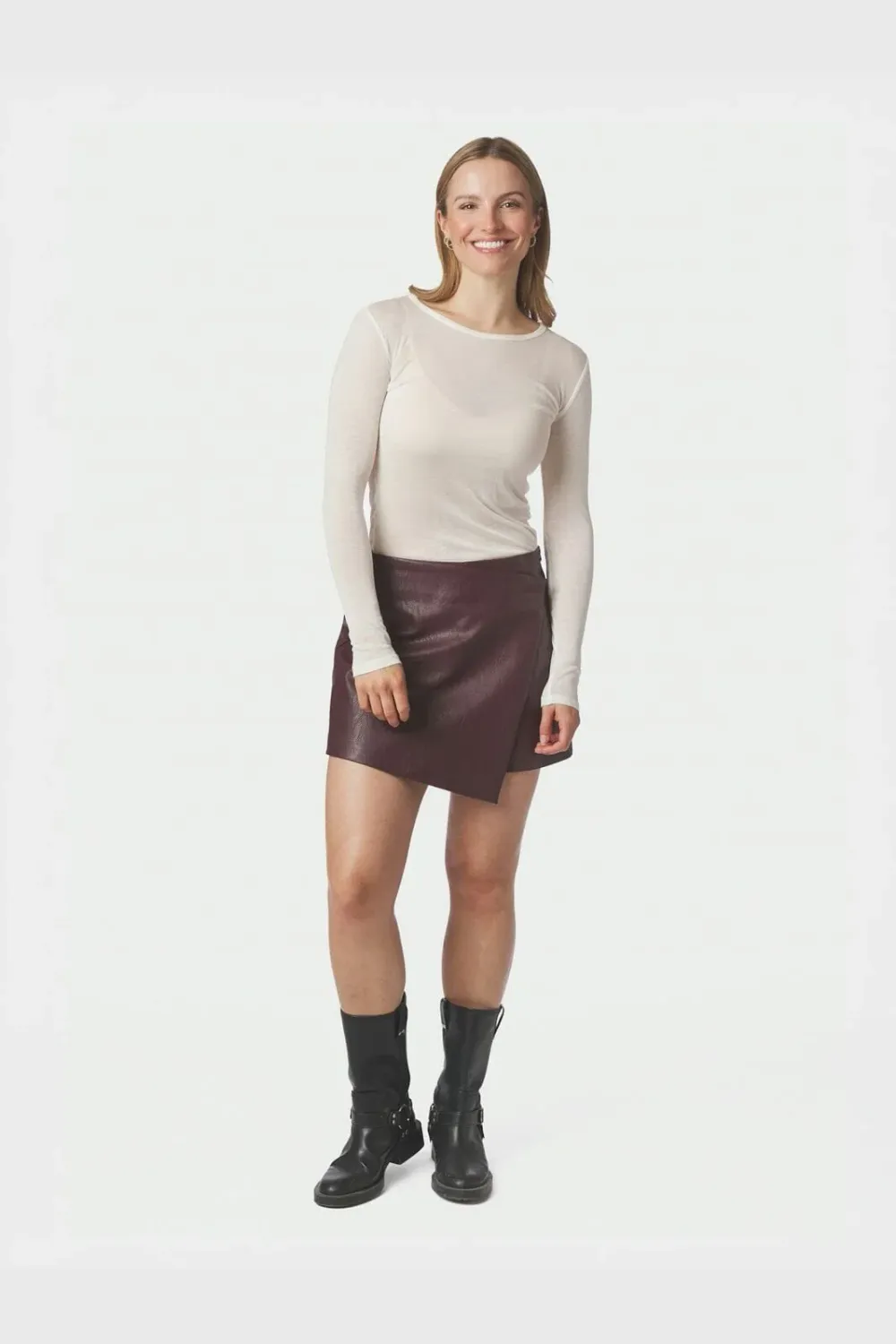 Neo Noir Elayne skort van imitatieleer – bordeaux