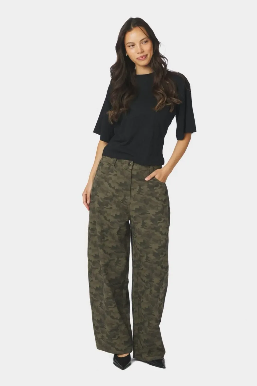 Neo Noir Haven camouflage jeans