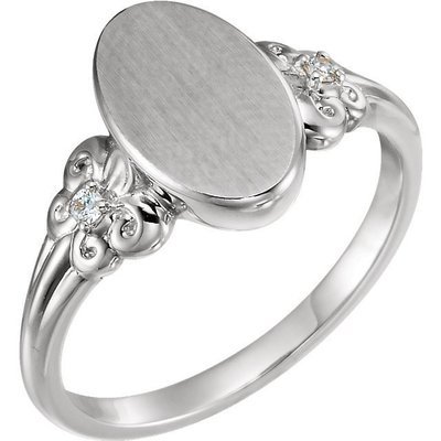 Sterling silver fleur-de-lis engrave-able Signet ring set with your choice of diamonds or birthstones. Also available in 14K Yellow Gold, 14k White Gold or 14K Rose Gold.