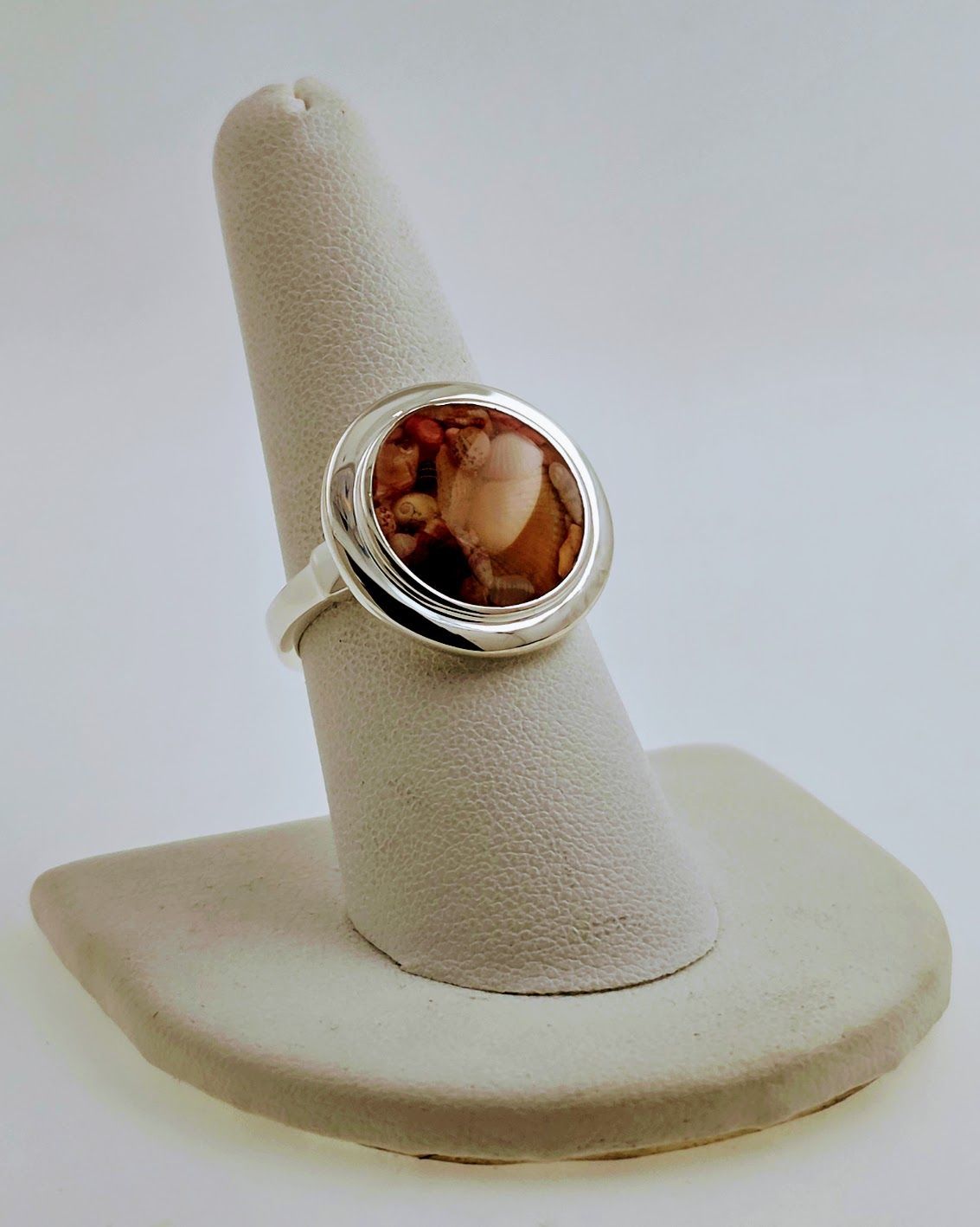 Dune Jewelry Explorer Collection Neptune Ring – Shells