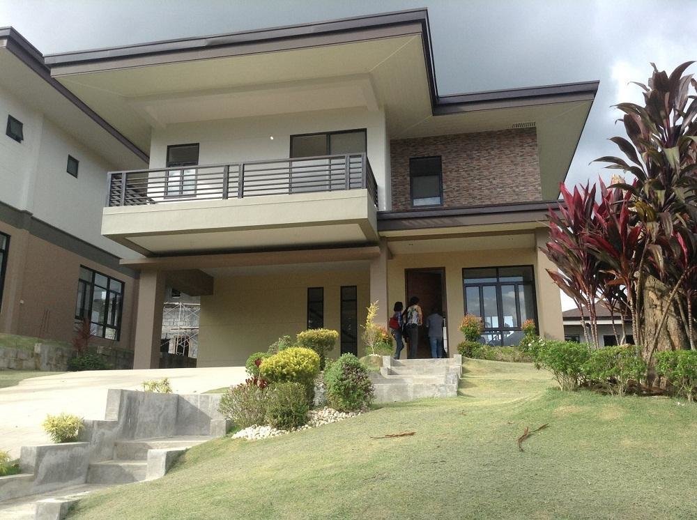 House &amp; Lot At SunValley Antipolo