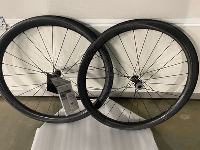 Nestacycling gravium 44sl dt-swiss 240 naaf