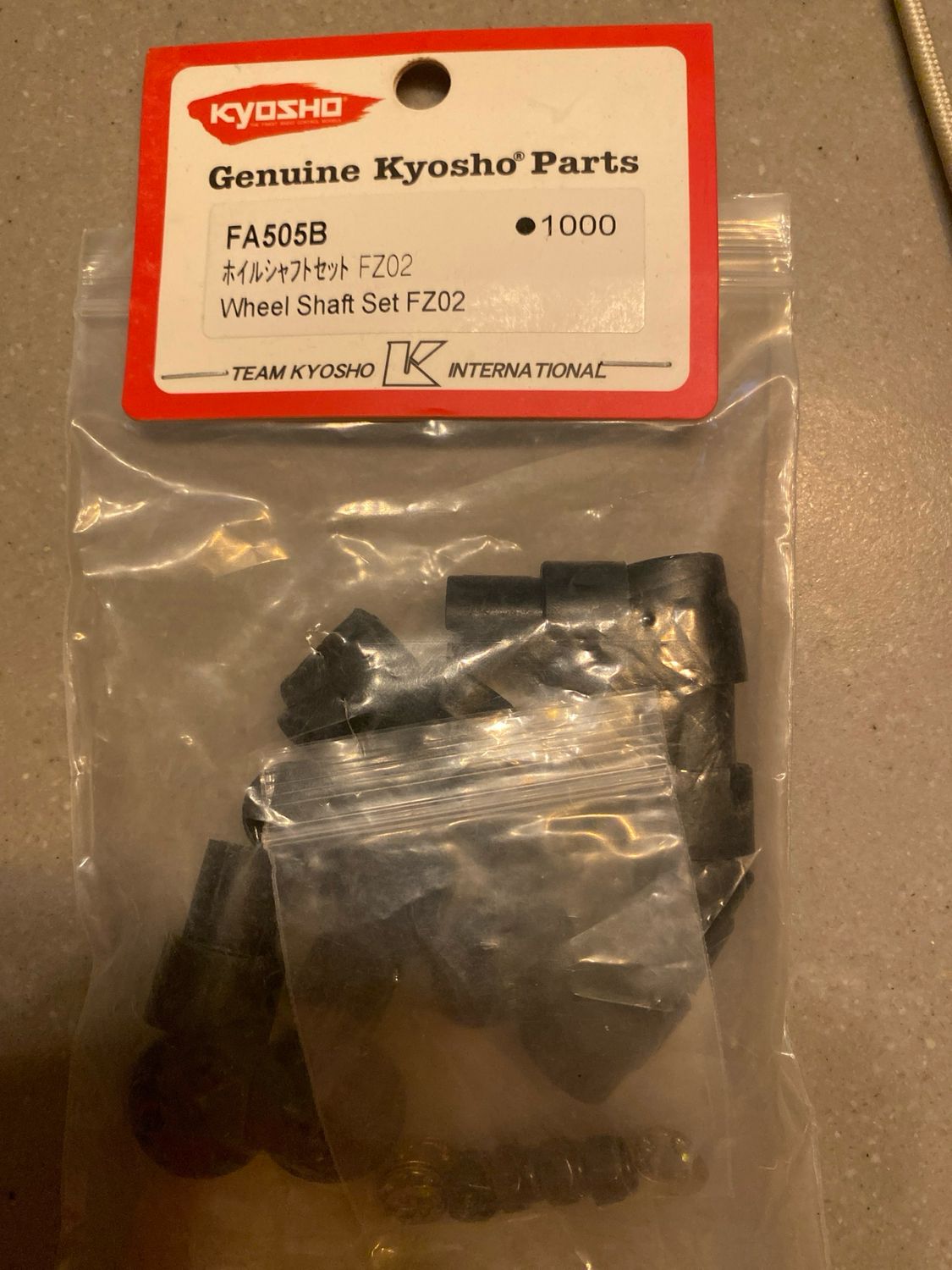 Kyosho  wheel shaft set FZ02