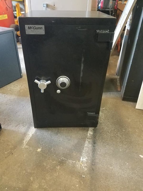McGunn plate safe