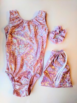 Leotard, scrunchie and matching grip bag Leotard, scrunchie and matching grip bag