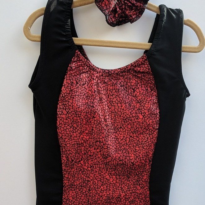 Leotard, scrunchie and matching grip bag Leotard, scrunchie and matching grip bag