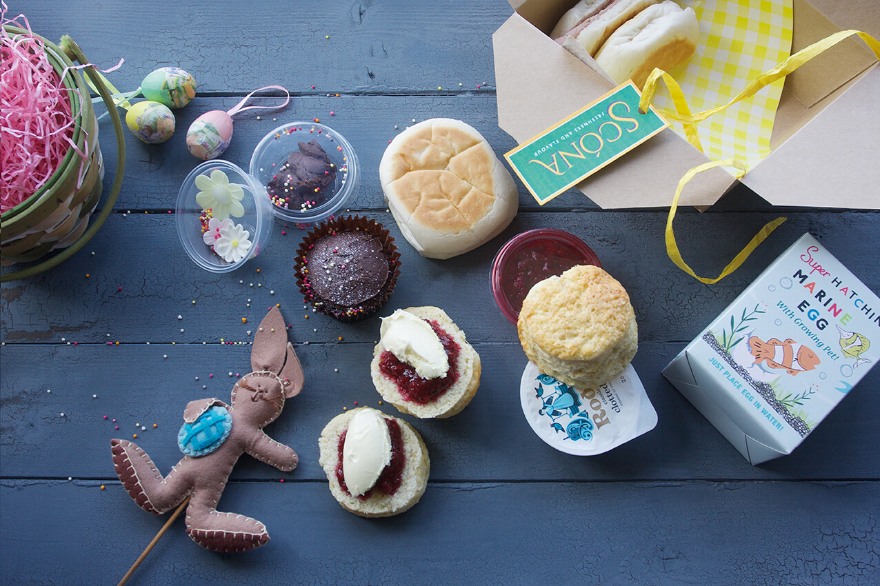 Scóna King Charles III Coronation Tiny Tea for Collection