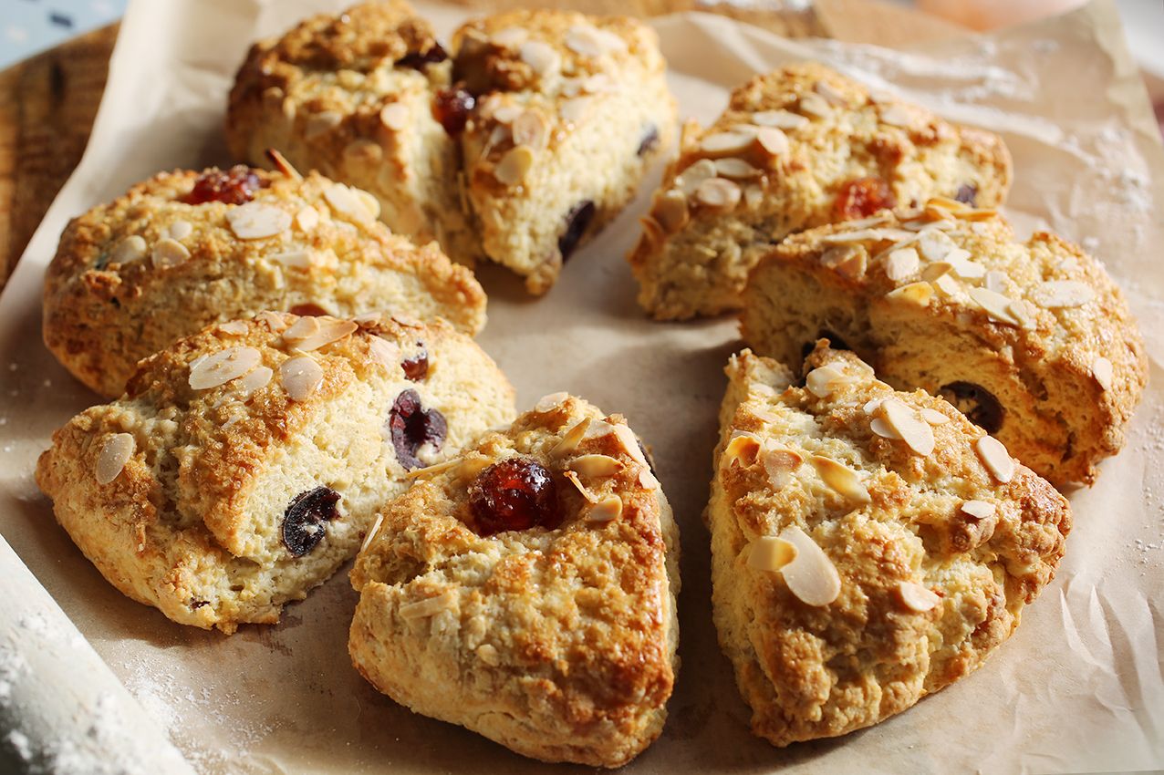 Cherry Bakewell scone qty 8