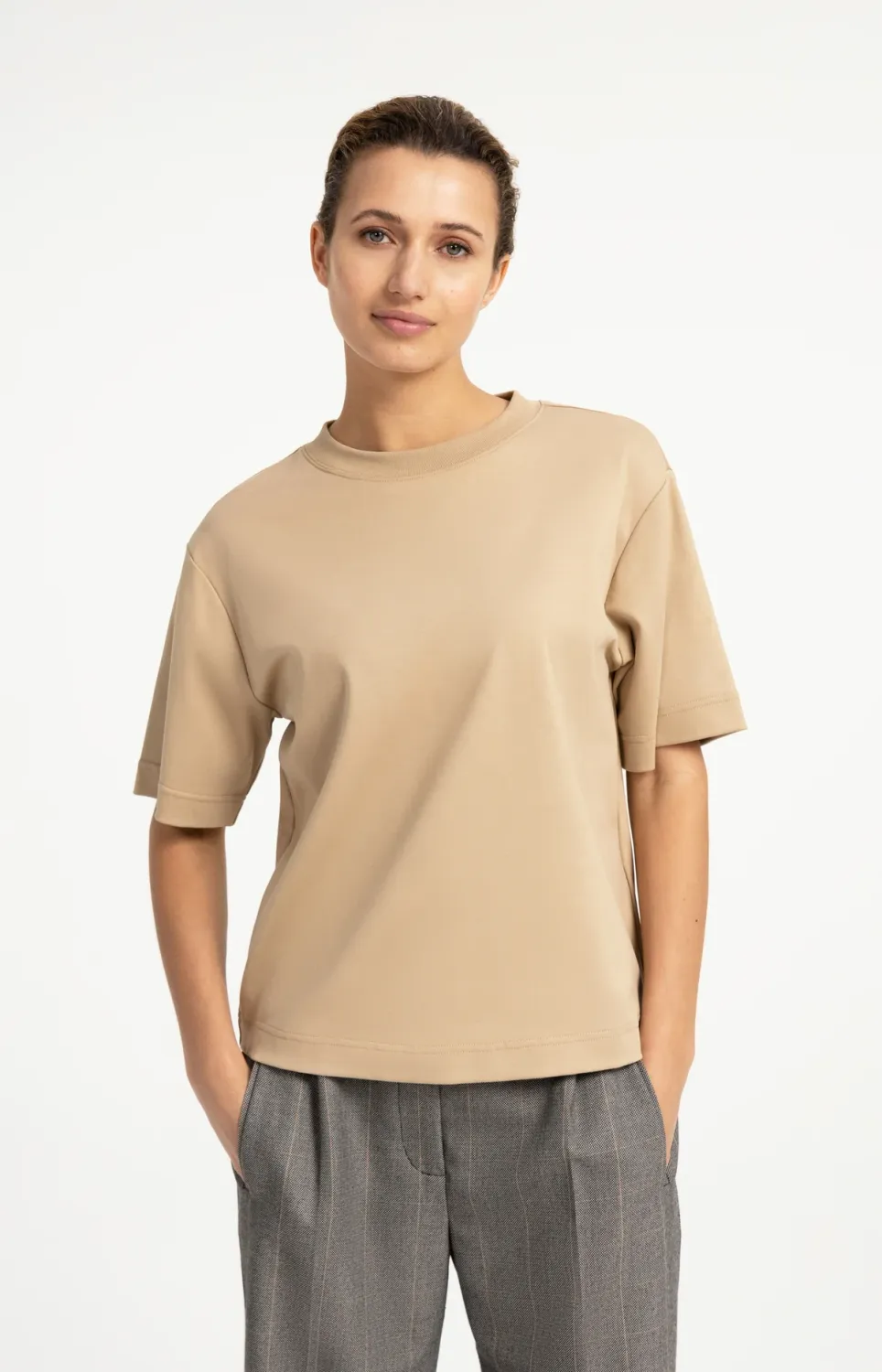 T-Shirt with Round Neck and Half Sleeves - Cornstalk Brown