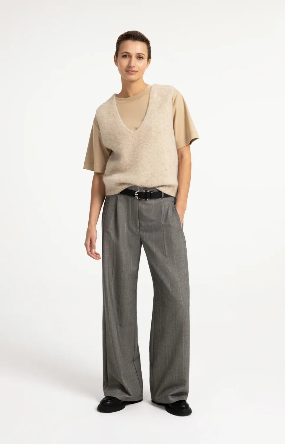 T-Shirt with Round Neck and Half Sleeves - Cornstalk Brown
